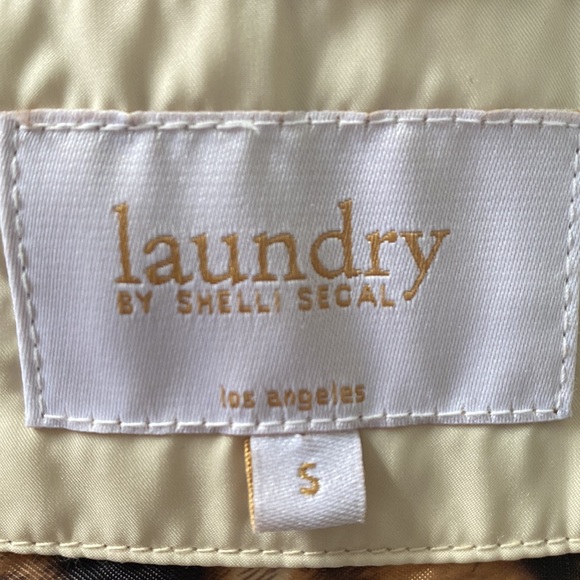 Laundry by Shelli Segal Long Sleeve. 3/4 length Size Small. machine wash/dry. - Picture 11 of 12